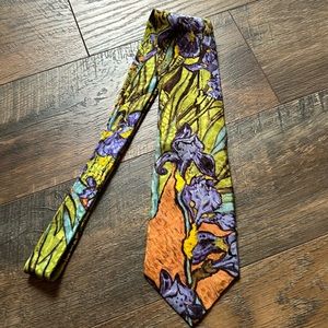 Vintage RALPH MARLIN PURPLE GREEN IRISES SILK NECKTIE TIE made in USA